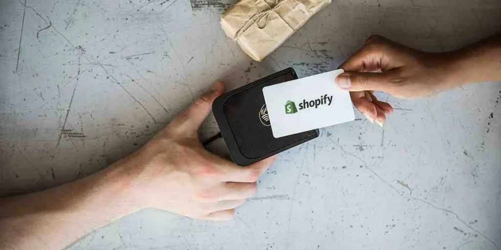 What is the least expensive Shopify plan?